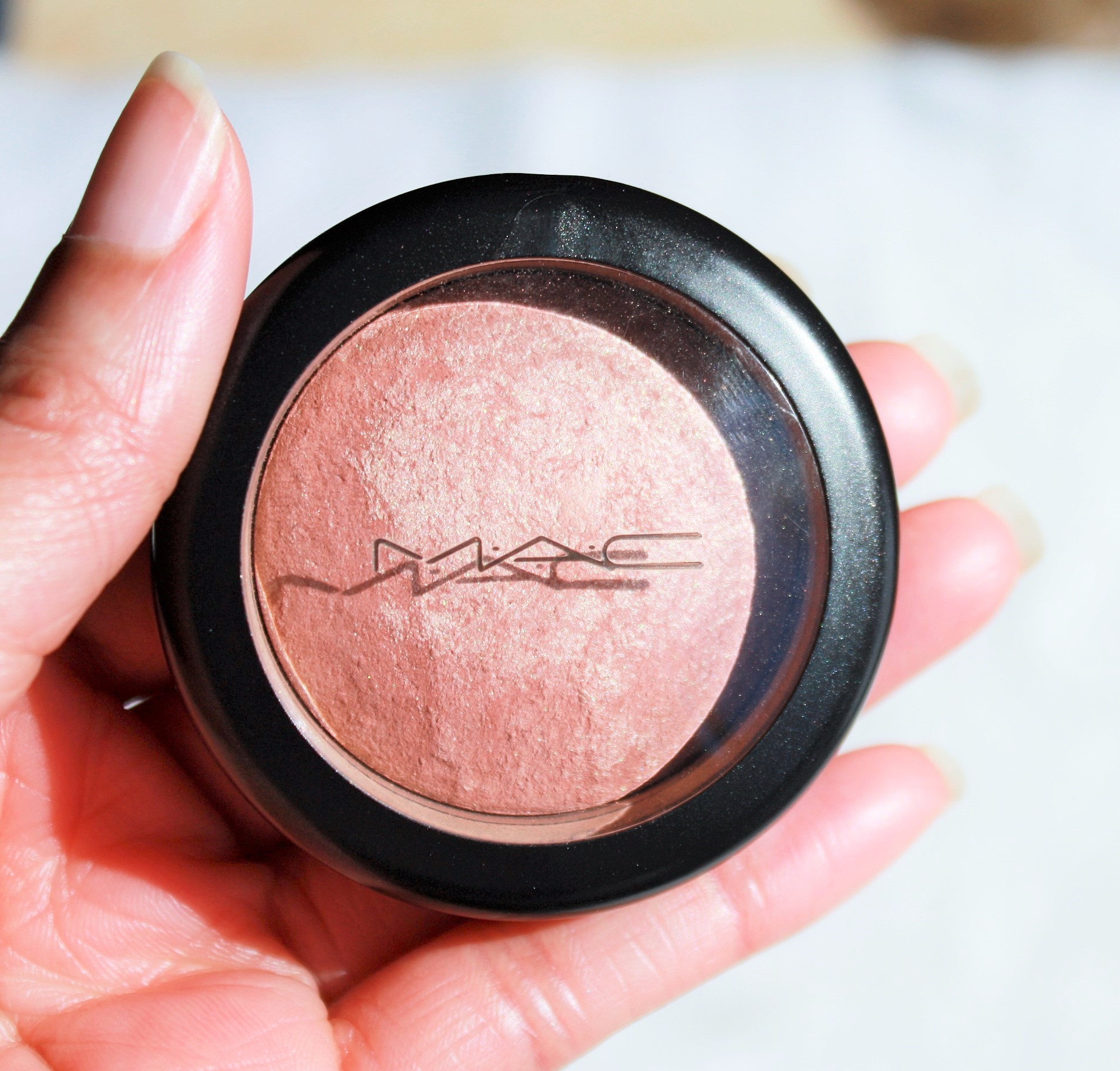 Warm soul. Mac Mineralize blush Swatches. Mac Mineralize blush. Румяна Mac Mineralize blush свотчи. Mac Mineralize blush warm Soul.