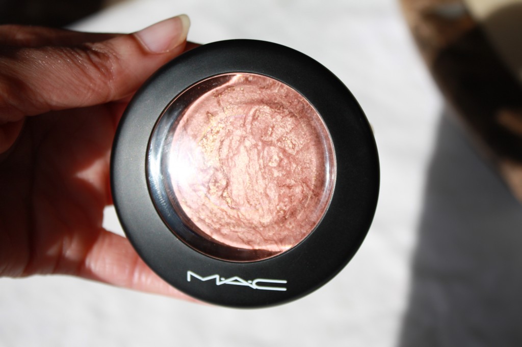 MAC Mineralize Skinfinish in Cheeky Bronze