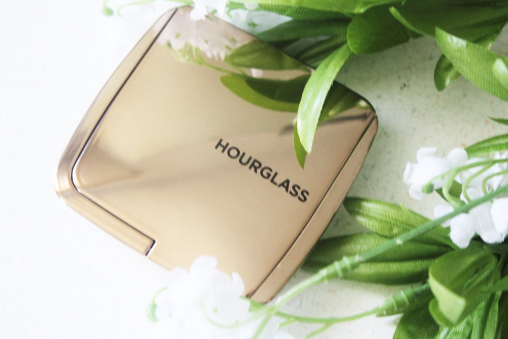 Hourglass Ambient Lighting Bronzer-Hourglass Ambient Bronzer-Luminous Bronze Light-review-swatches-hourglass_luminousbronzelight06