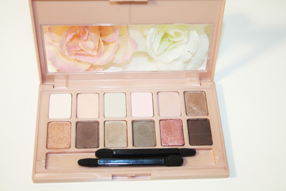 Maybelline-The-Blushed-Nudes-Eyeshadow-Palette-003