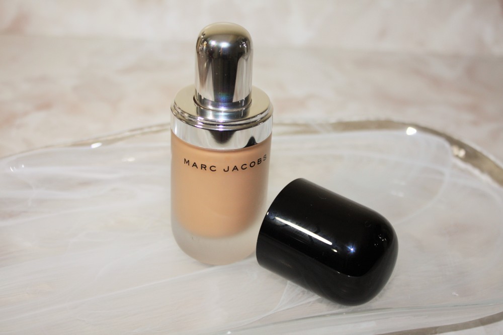 MarcJacobsBeauty-Re(marc)able-Fullcover-Foundation-Concentrate-Review-004-Marc-Jacobs-Beauty-Remarcable-Full-Cover-Foundation-Concentrate