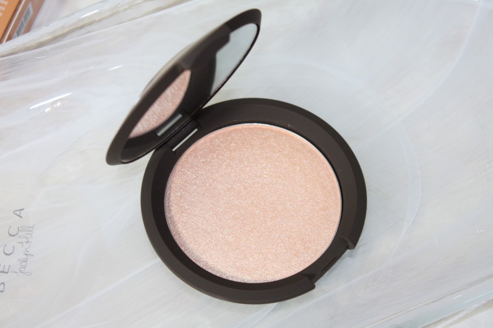 becca-jaclynhill-champagnepop-review-swatch-003