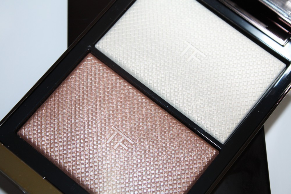 tom-ford-skin-illuminating-powder-duo-moodlight-review-swatches-tomford_moodlight005