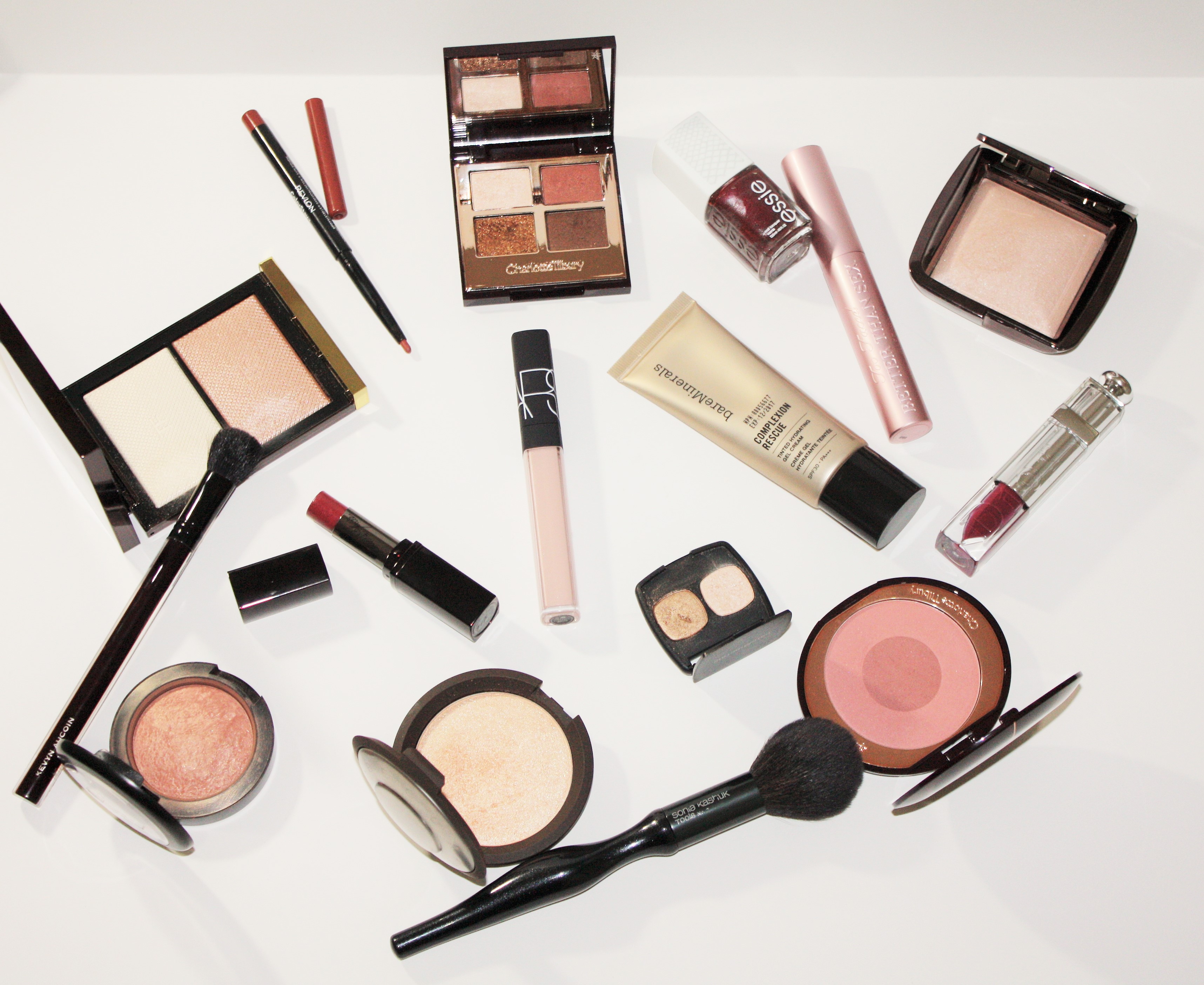 Perfect Makeup All Day, Every Day FACE TO CURLS