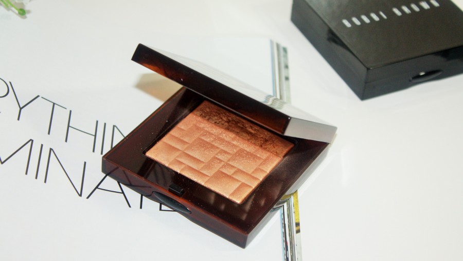 Bobbi Brown Bronze Glow Highlighting Powder-bobbibrown_bronzeglow003