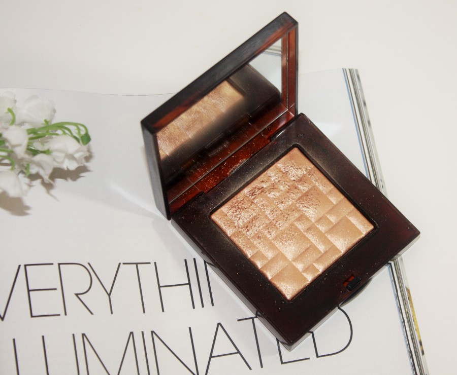 Bobbi Brown Bronze Glow Highlighting Powder-bobbibrown_bronzeglow005