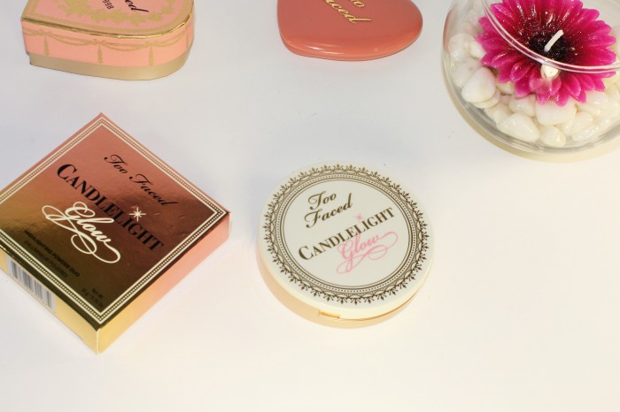 Too Faced Candlelight Glow Highlighting Powder Duo in Warm Glow-toofaced-warmglow005