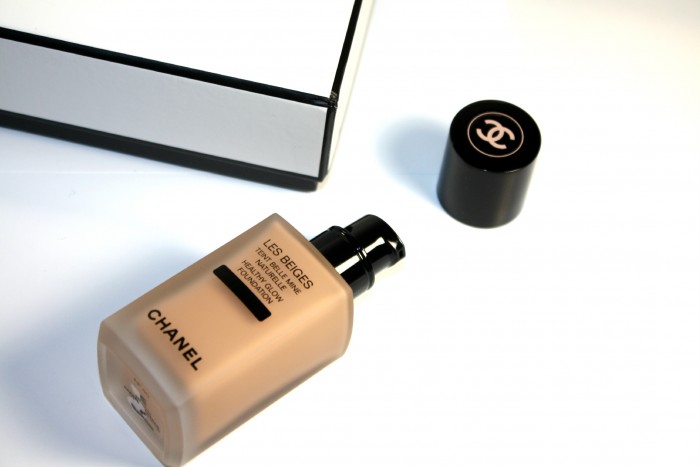 chanel-les-beiges-healthy-glow-foundation-002