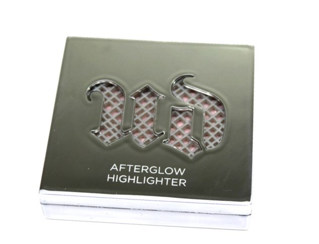 Urban Decay Aura Afterglow Powder Highlighter-001
