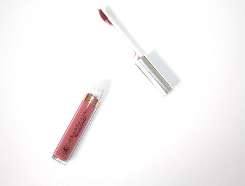 anastasia-beverly-hills-liquid-lipstick-in-allison-005