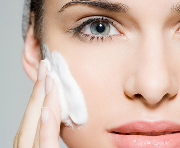 Get Moisturizing! How To Save Your Winter Skin