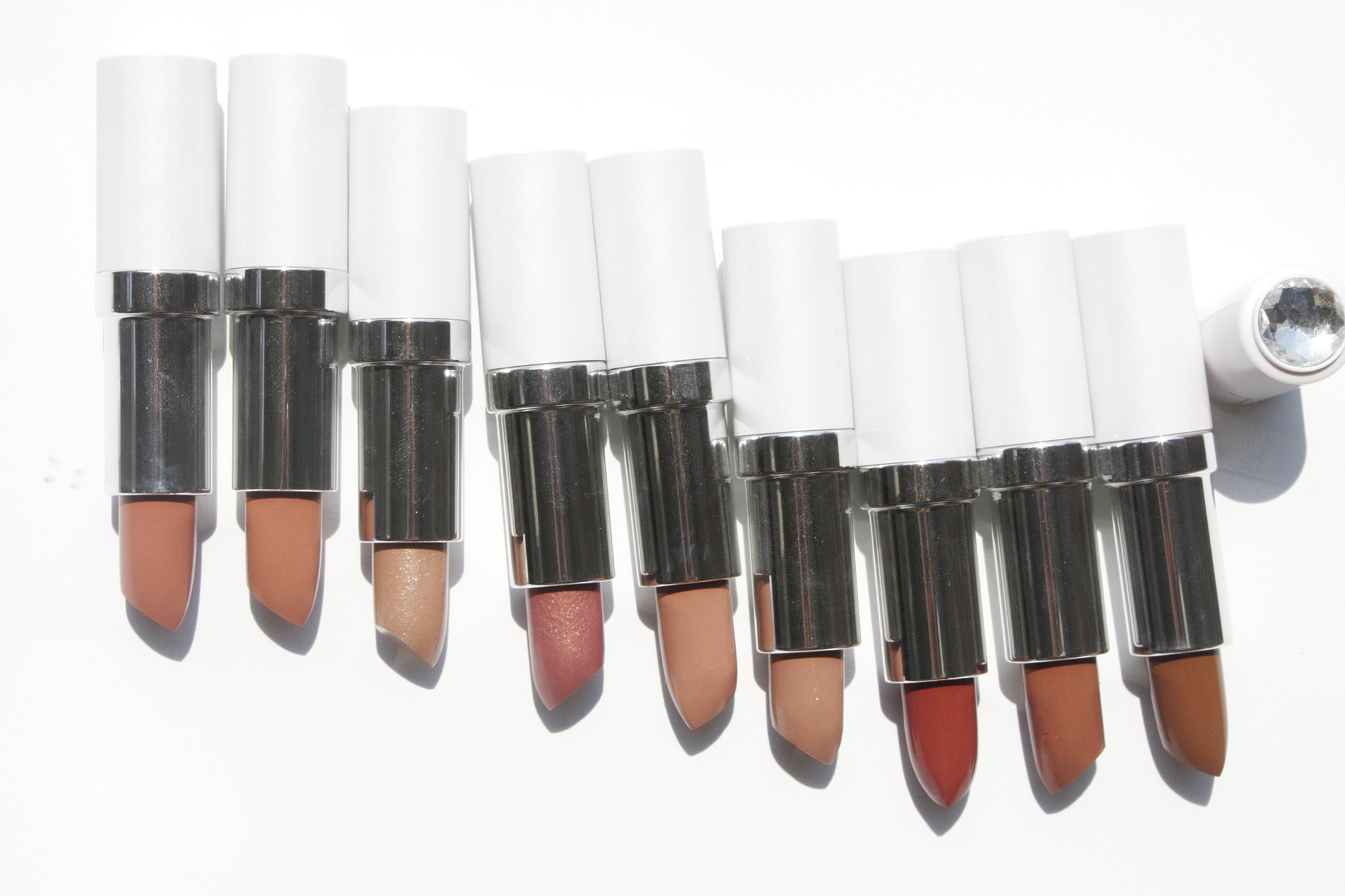 TŌN COSMETICS NUDE LIPSTICKS