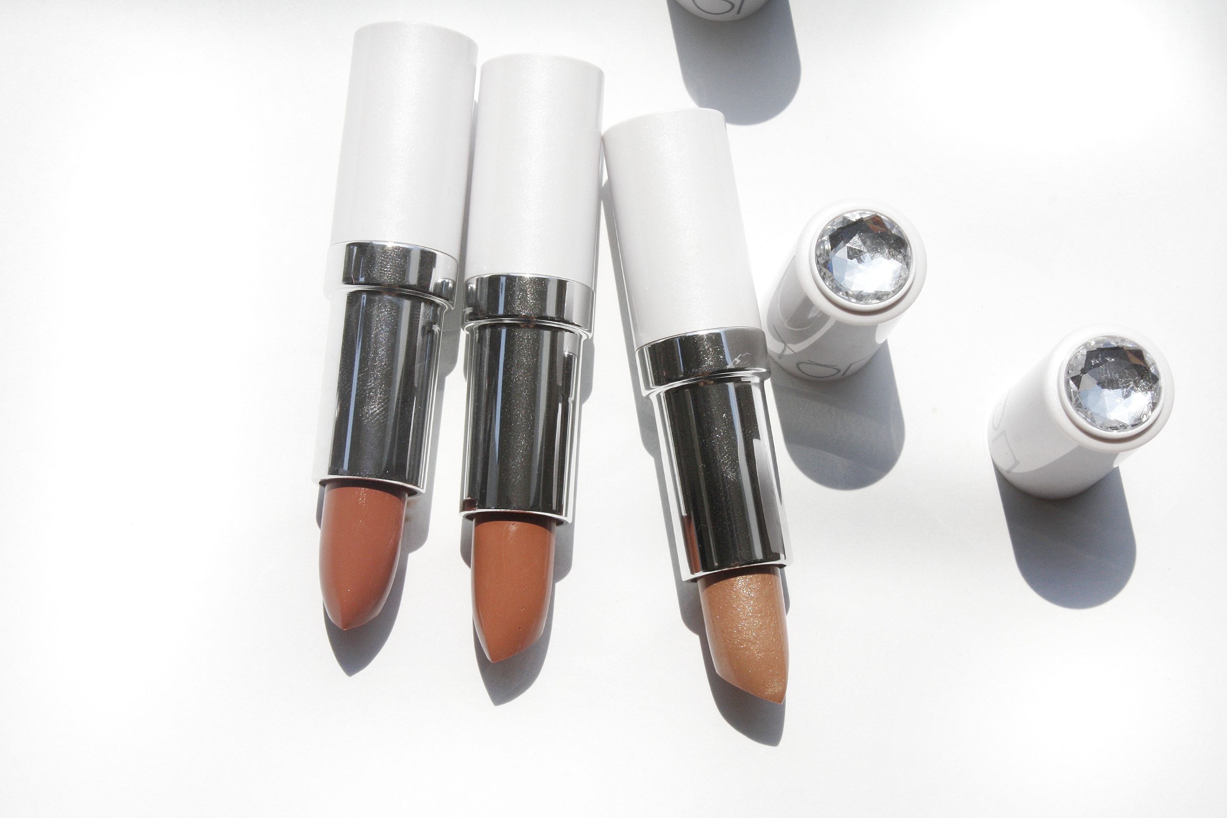 TŌN COSMETICS NUDE LIPSTICKS