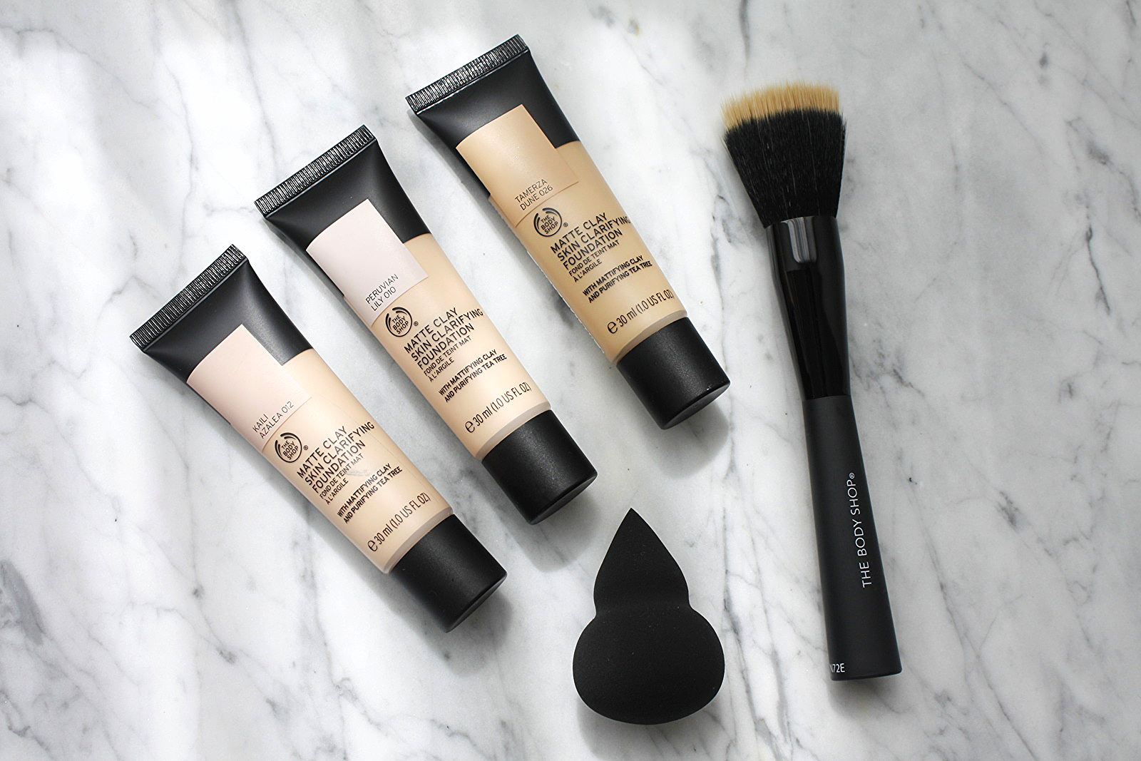 THE BODY SHOP MATTE CLAY FOUNDATION