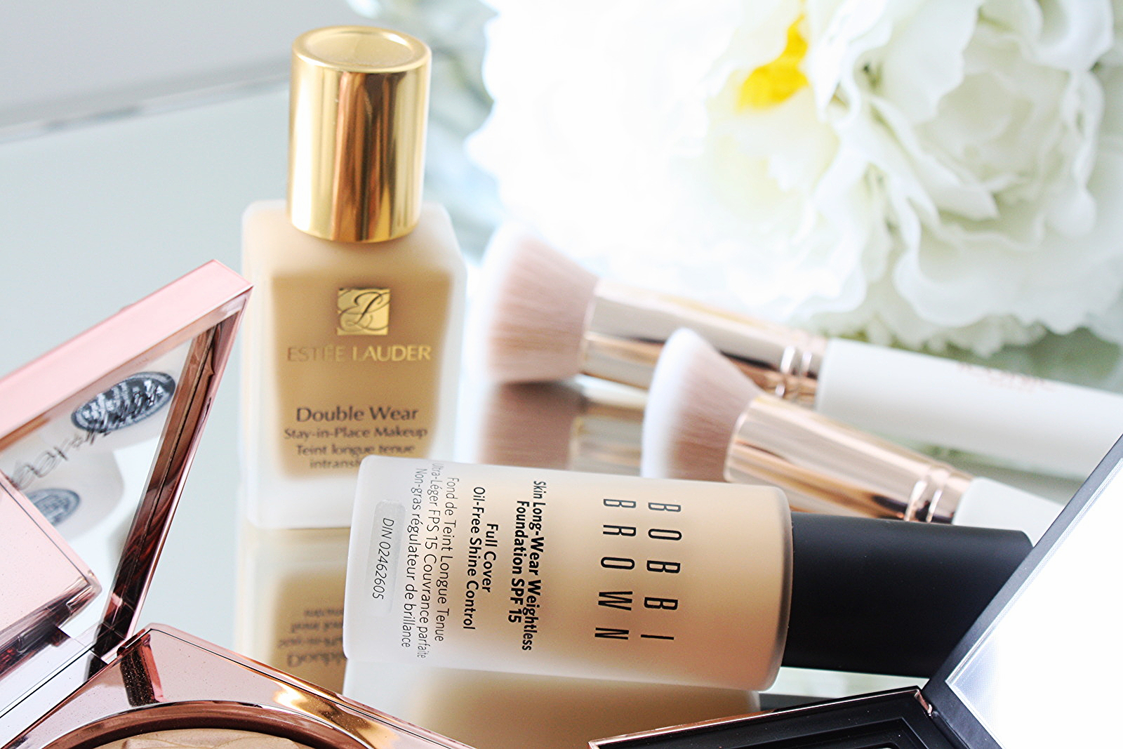 FOUNDATION TESTING WITH ESTÉE LAUDER AND BOBBI BROWN 