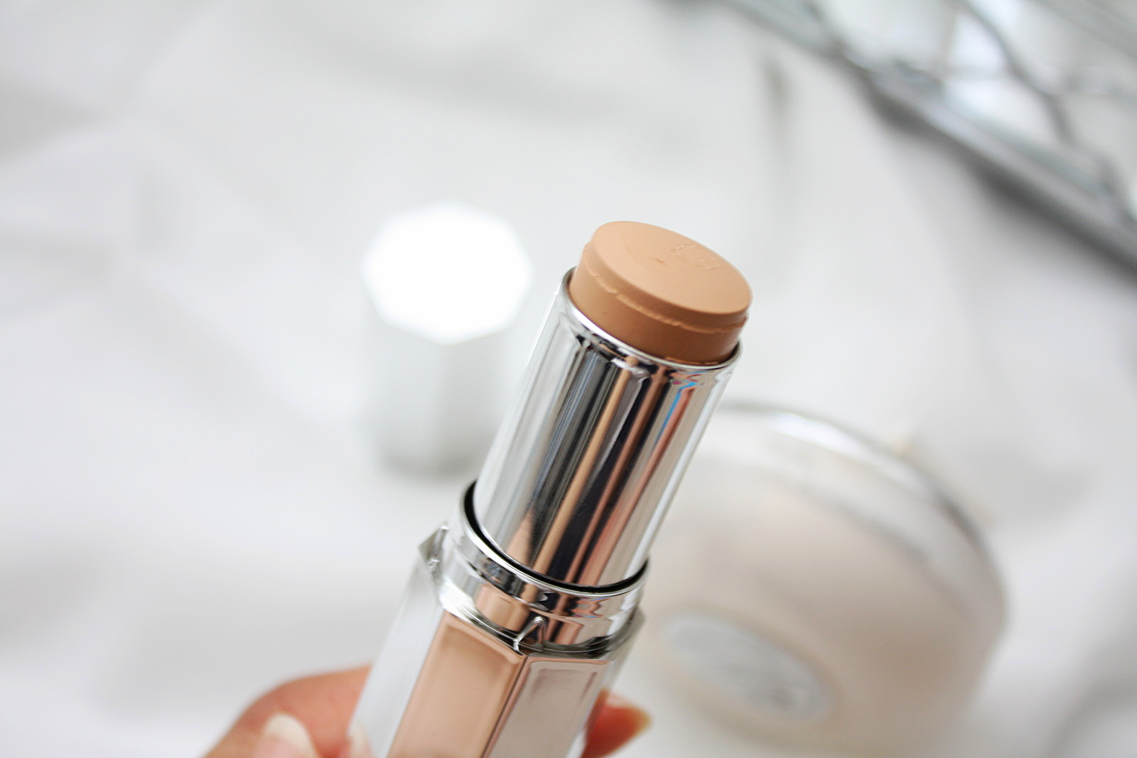 PÜR COSMETICS 4-IN-1 FOUNDATION STICK