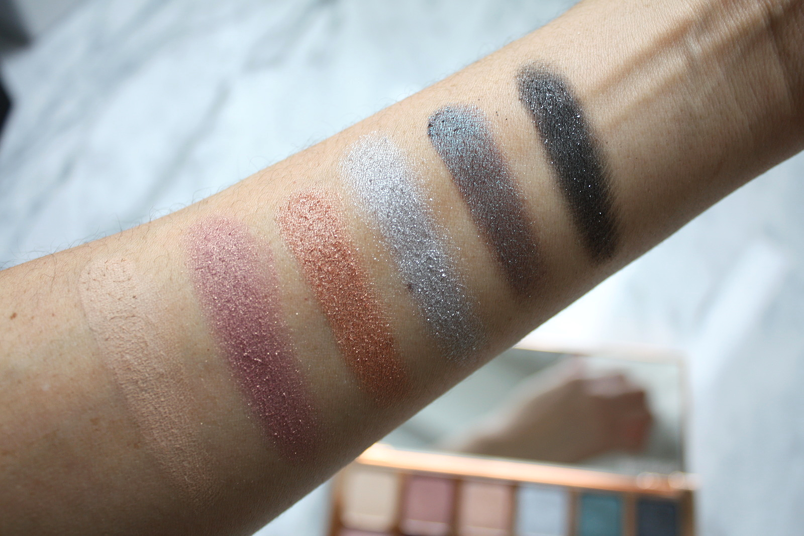 LAURA MERCIER NIGHTS OUT EYE SHADOW PALETTE