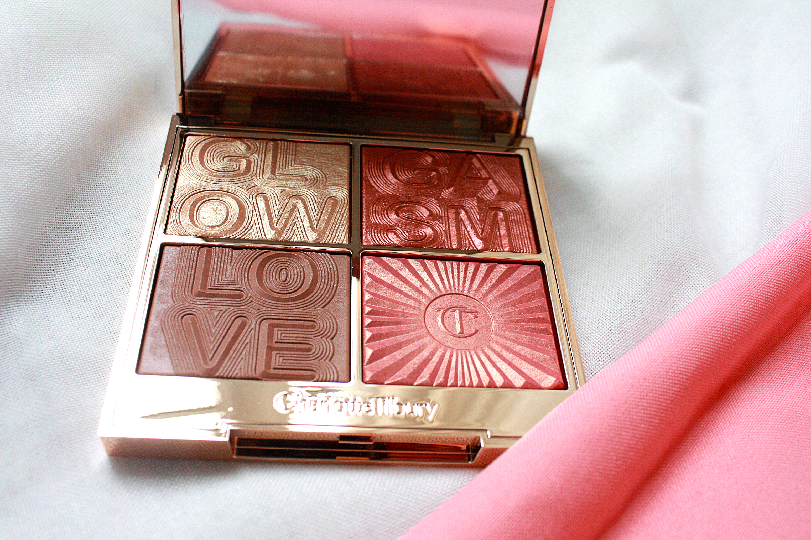 CHARLOTTE TILBURY LOVEGASM FACE PALETTE