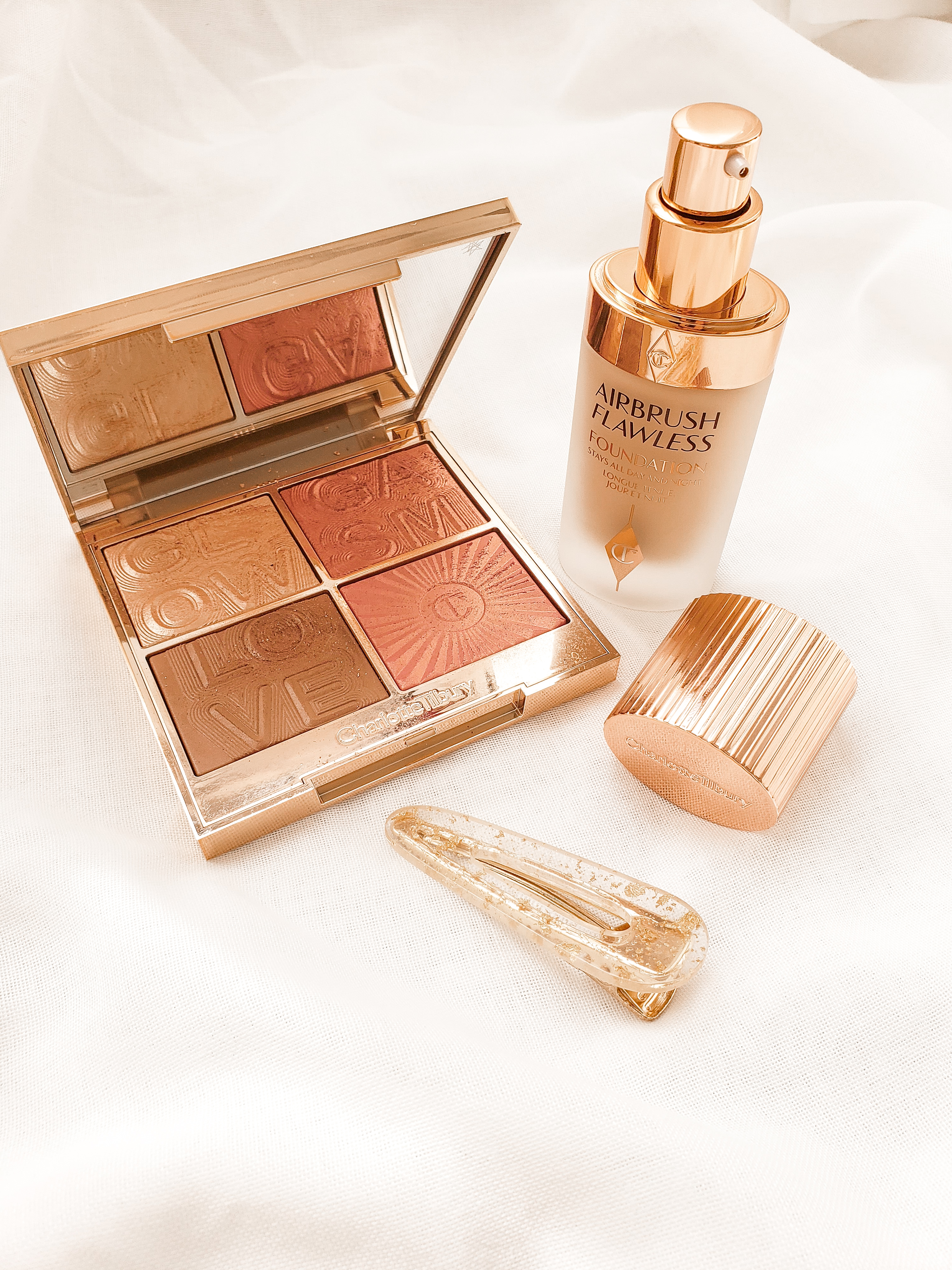 CHARLOTTE TILBURY AIRBRUSH FLAWLESS FOUNDATION