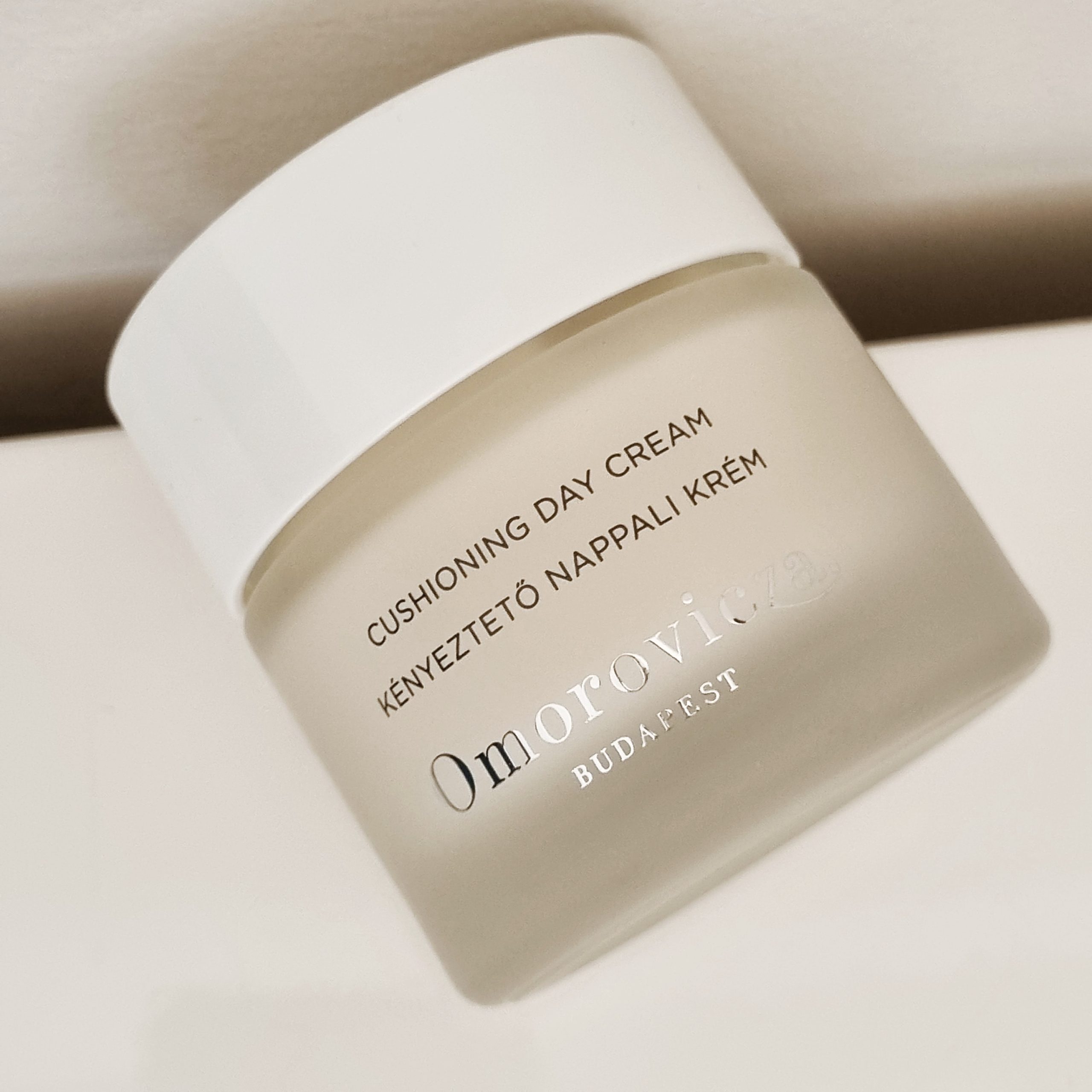 OMOROVICZA CUSHIONING DAY CREAM