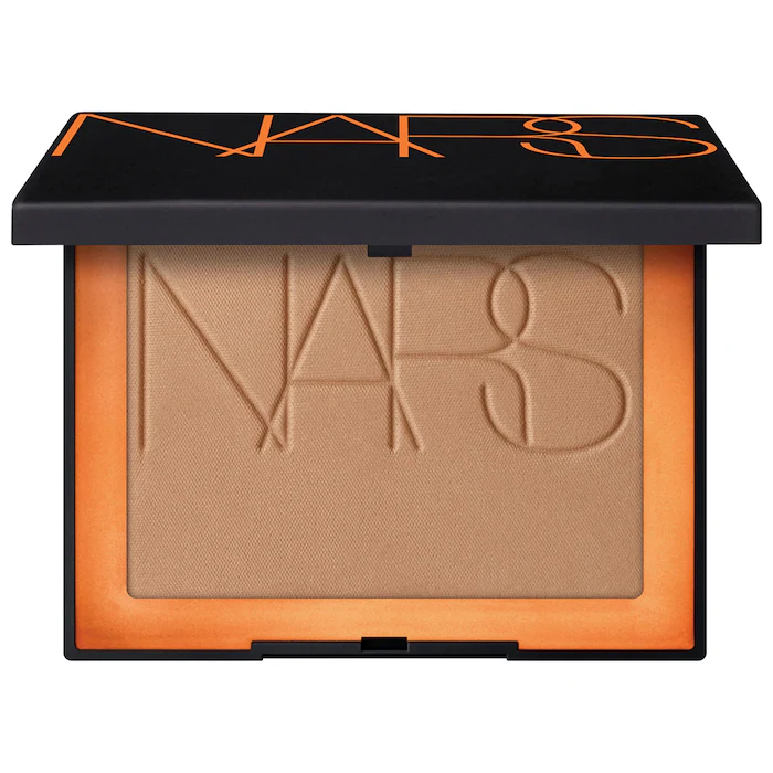 The 12 Best Bronzers for a Perfect Sun-kissed Look