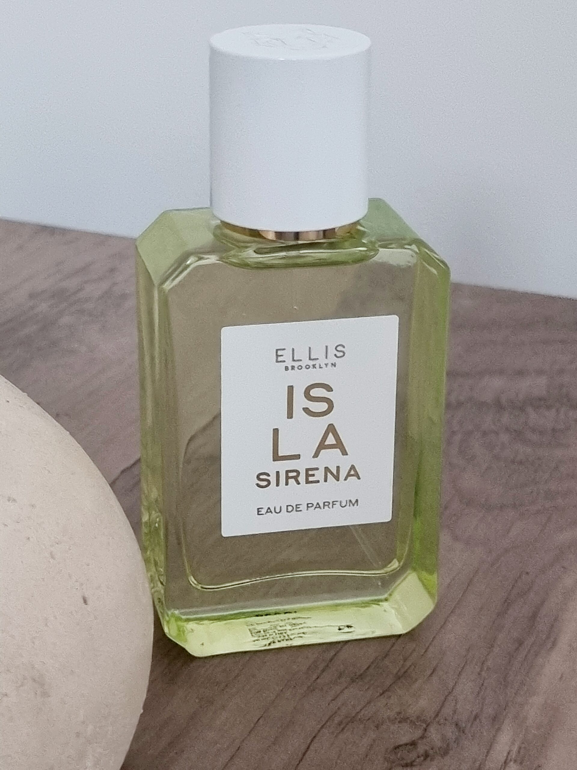 Ellis Brooklyn Isla Sirena Eau de Parfum Review