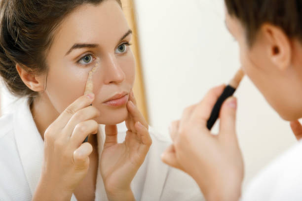 how to prevent concealer from creasing under eyes makeup tips for smooth under eye concealer